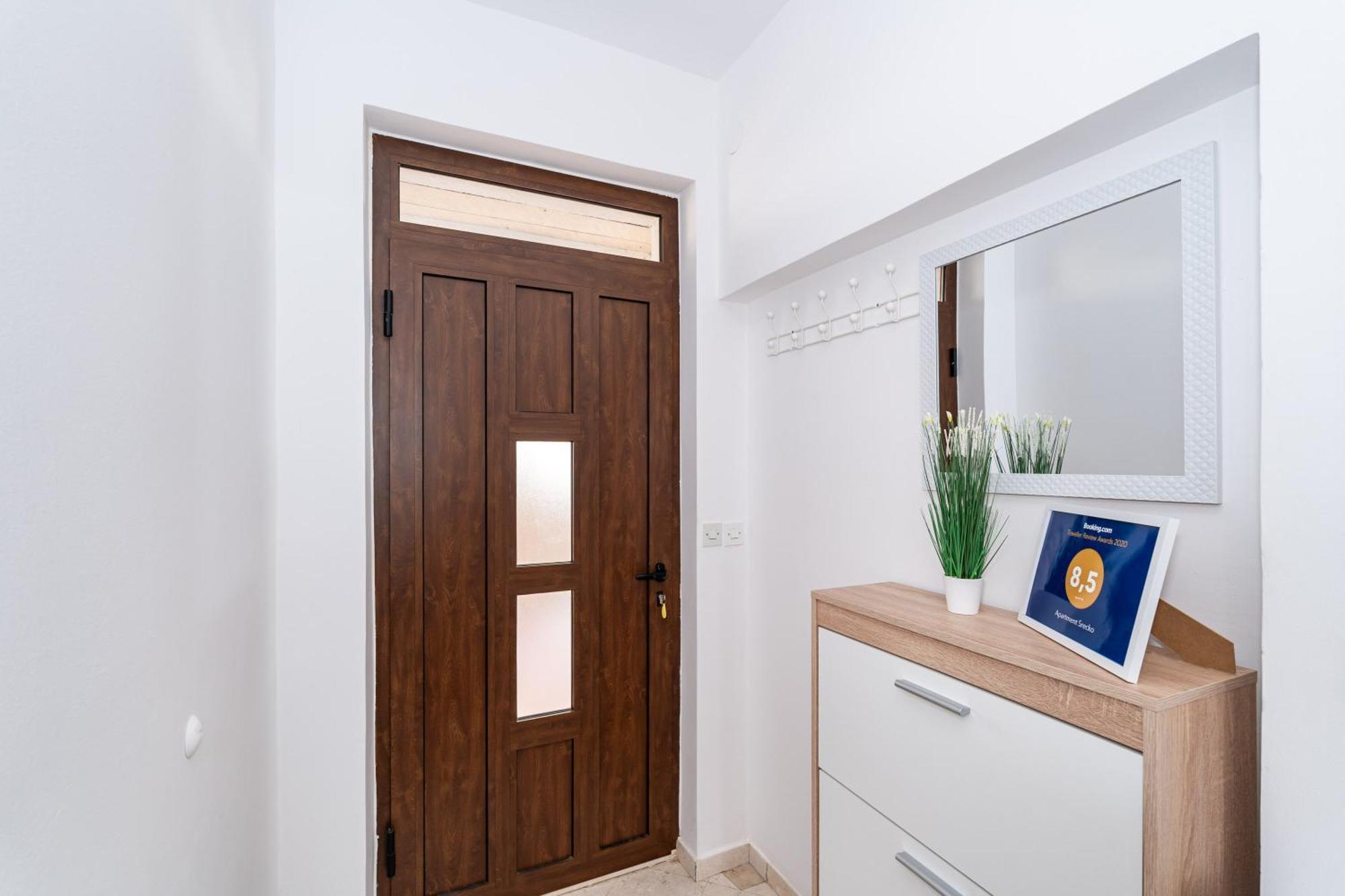 Apartment Srecko Дубровник Екстериор снимка